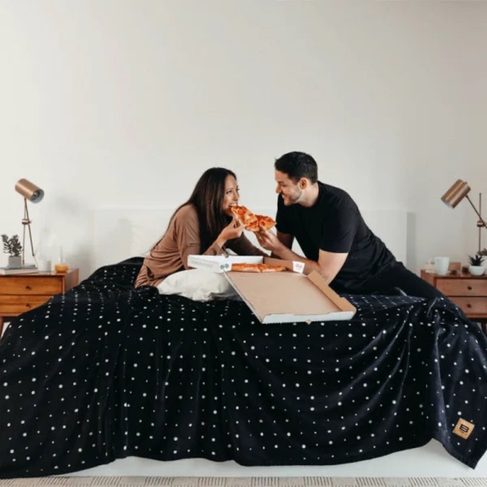 Big Blanket Co Aztec 10x10 blanket